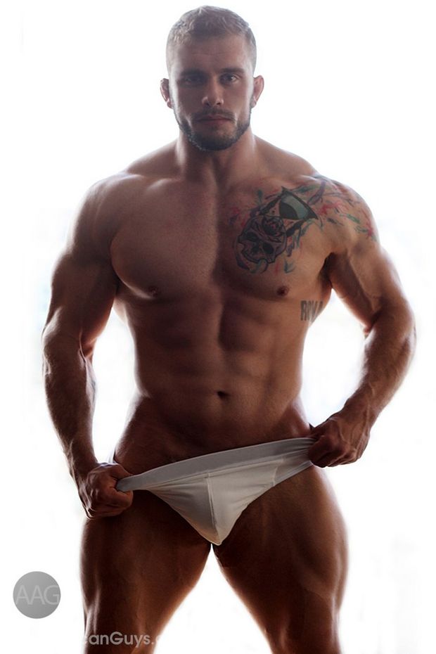 Davin Strong