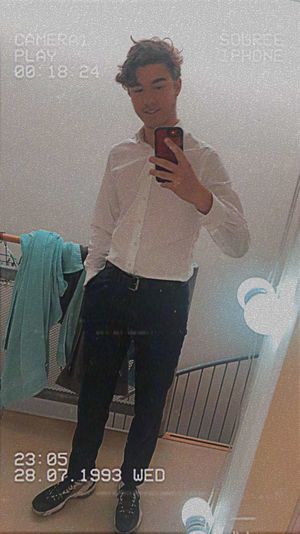Wanna fuck cuz im suited?