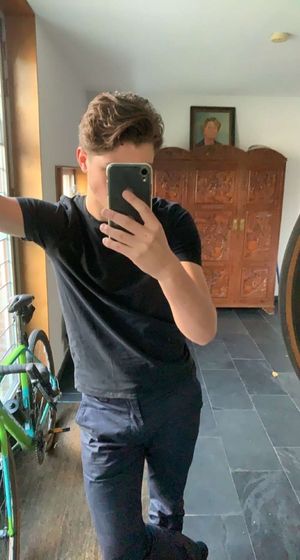 Shall i become model?