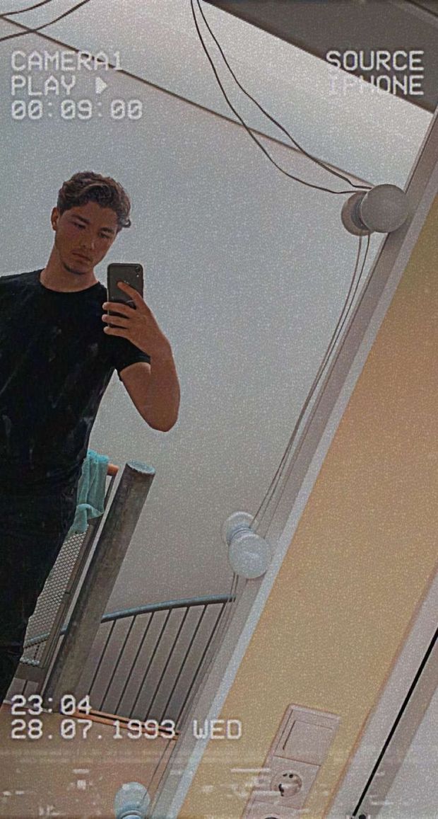 Does black suits me