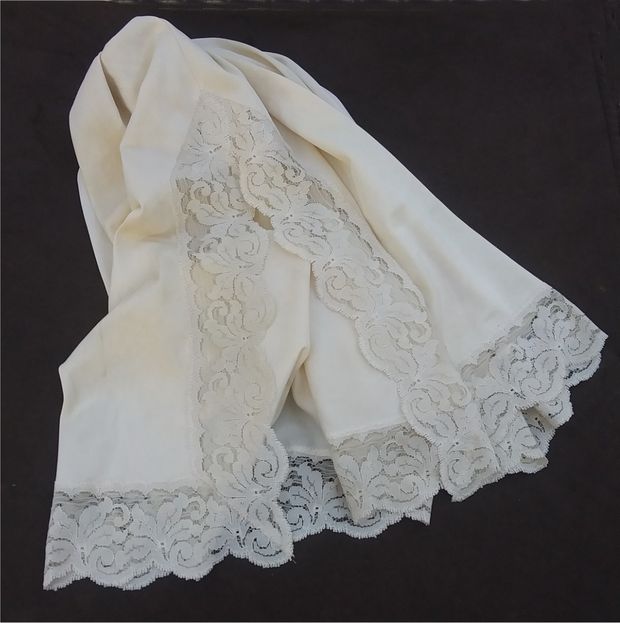 Drunk Chick's Lacy Vintage Formal Slip.
