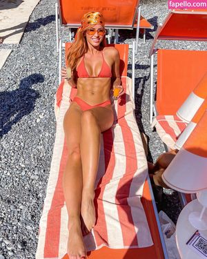 Summer Rae legs