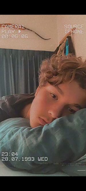 My eyes says am despo