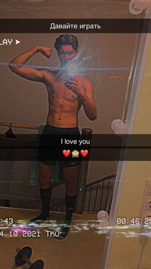 Wanna fuck hit me up