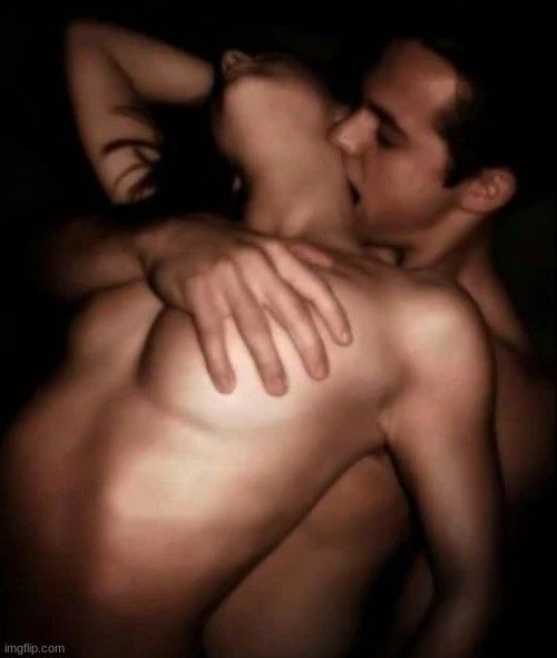 Neck Kissing UpstateNYCumSlut neck-kissing-upstatenycumslut