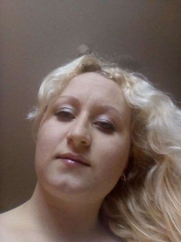 SEXY blonde Russian milf