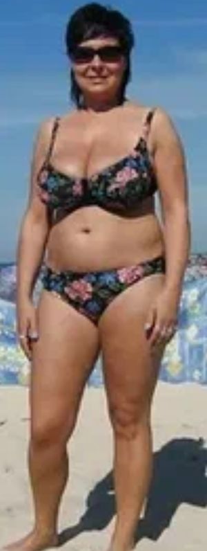 curvy mature at the beach