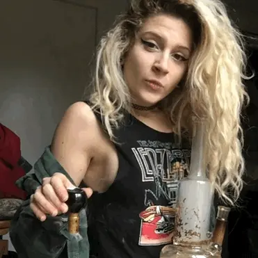 stoner chick