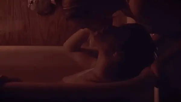Night of lesbian romance