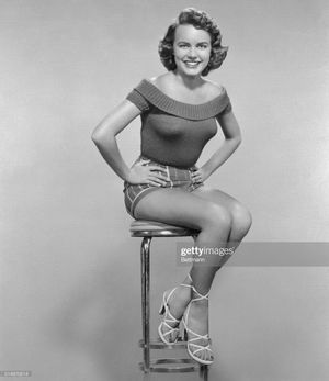 Terry Moore 17th pic.