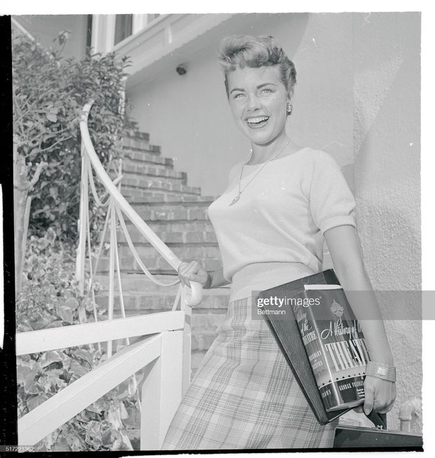 Terry Moore 18th pic.