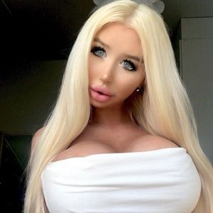 My cock gets so hard when I see that she's hasn't one thought in her empty little head. So hot. So dumb.