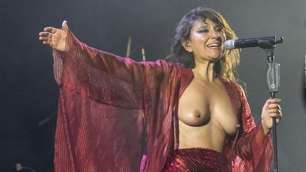Las tetas de Eva Amaral
