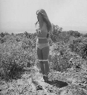 "Hey, some sunscreen please!"