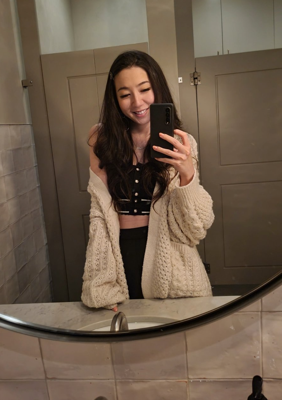 Fuslie (Streamer) - Knitted Cardi Fit