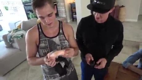 29 Houm strapon, Prostate