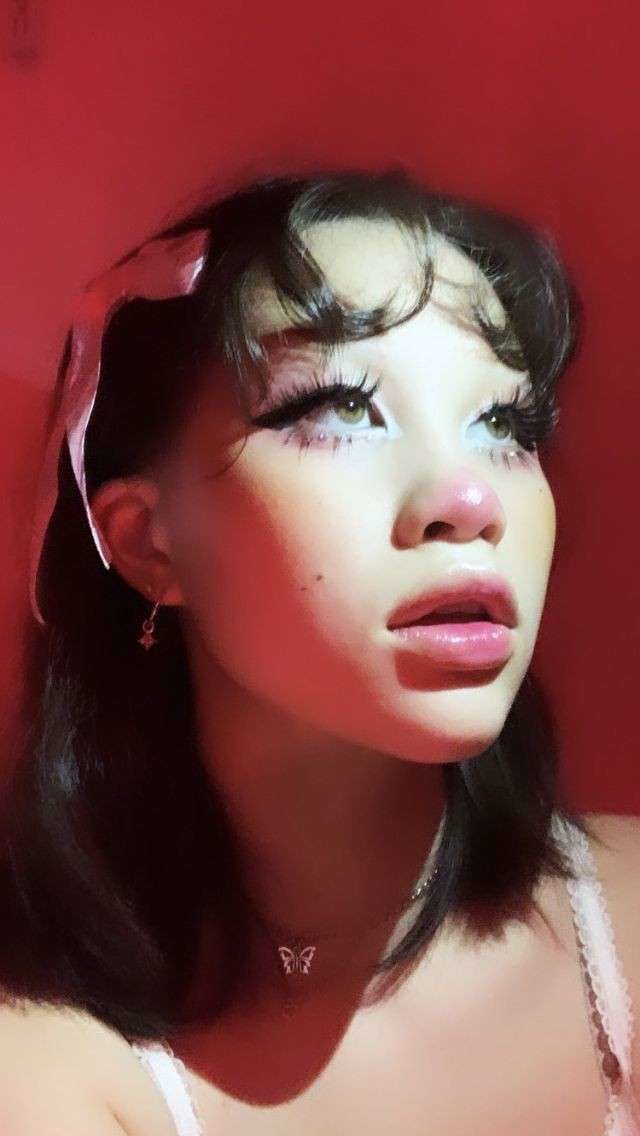 this is me, Yvette ????????