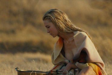 Sexy Blonde Isabel May Nude Celeb Looks Stunning