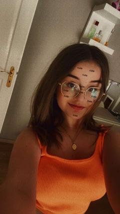 La grosse lay qui supplie les gens de la unbl