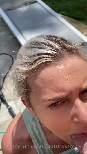 OF blonde slut leaked blowjob