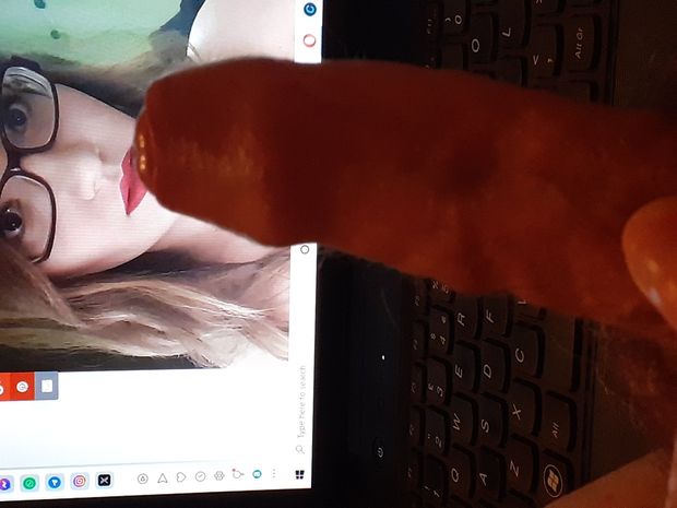 Suck my cock dry with these hot lips