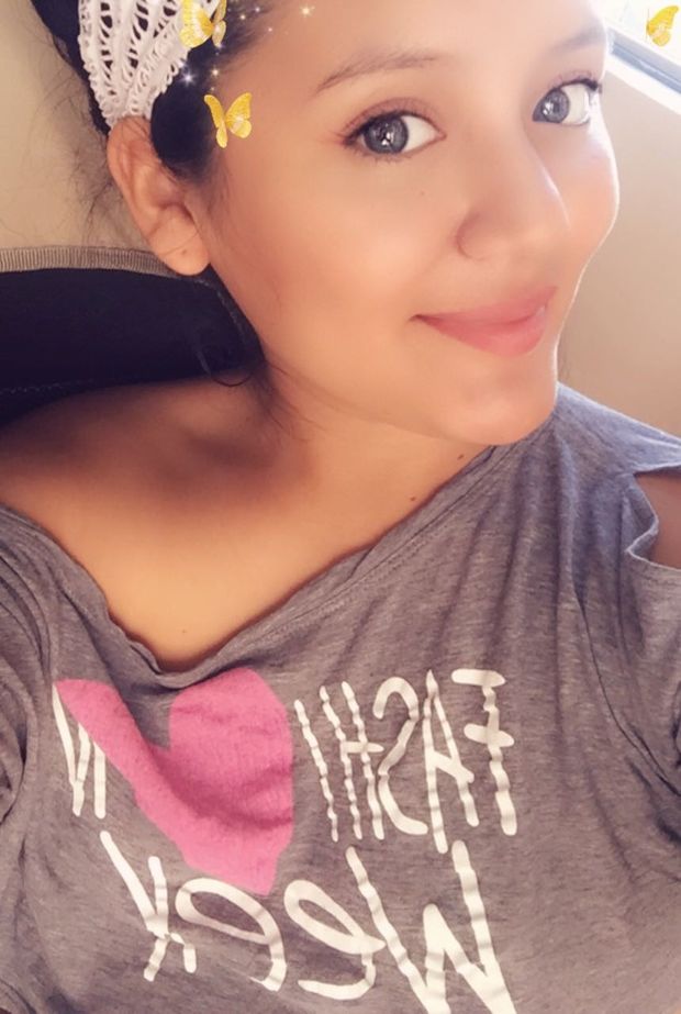 Vanesa Ugaz nonude