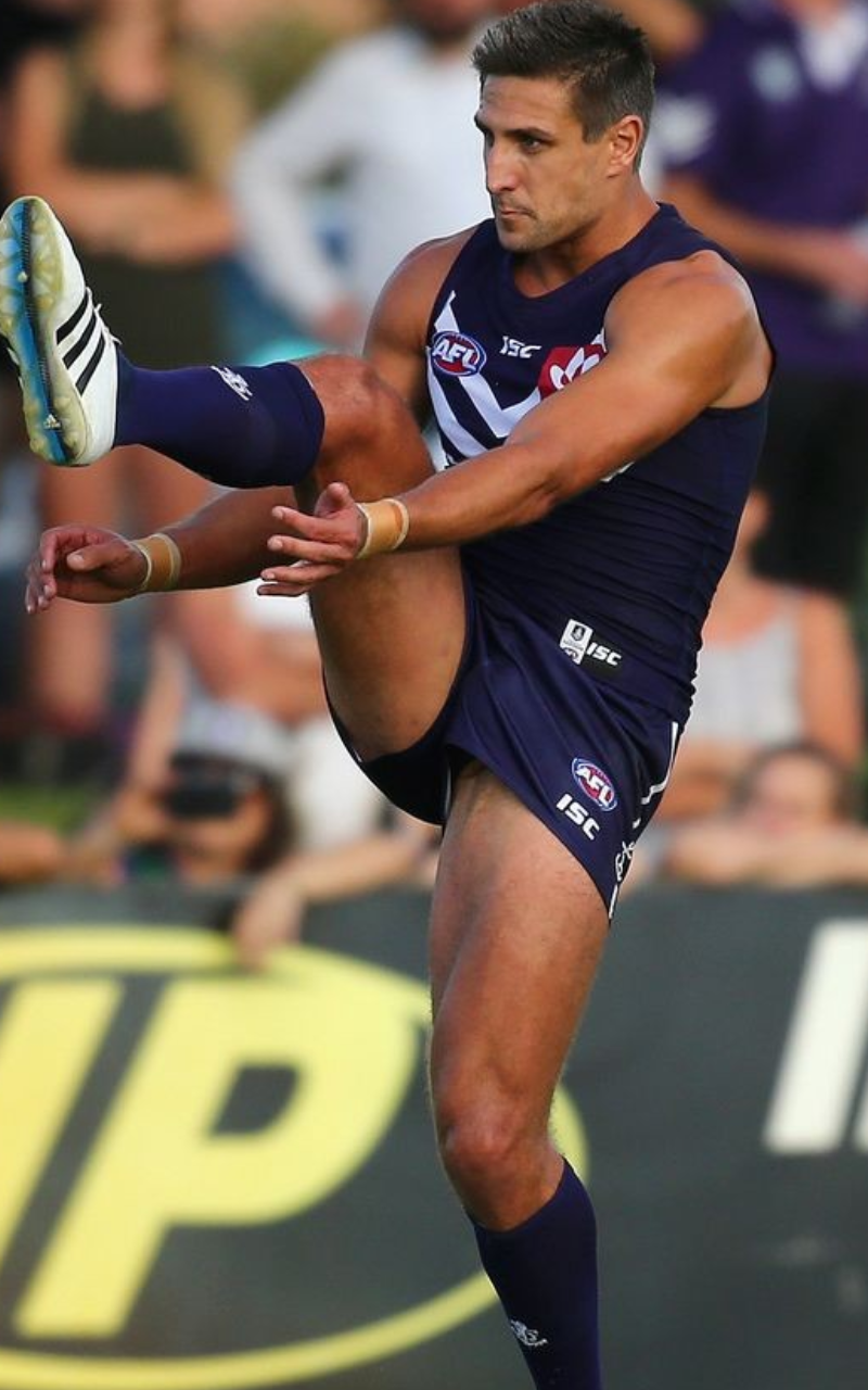 Kickers crotch