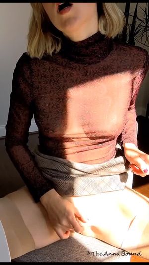 The secretary with the blue snitch