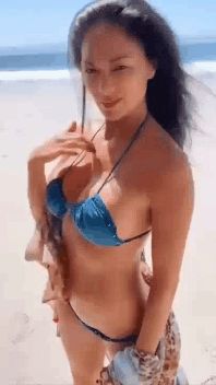 Nicole Scherzinger the definition of a MILF (although she's not actually a mother yet but who cares)