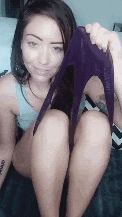 she smells and lick her pussy juice