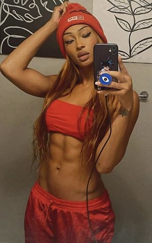Jakara Jackson and her Beautiful Abs