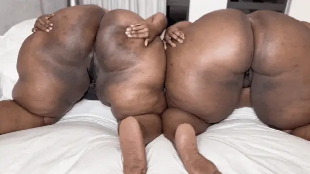 Wide ass