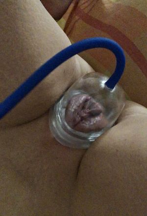 Hummm petite chatte gonfler et pulpeuses