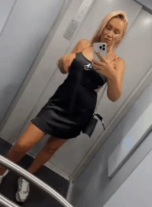 Sexy Sellena