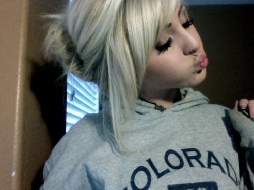Kissy face
