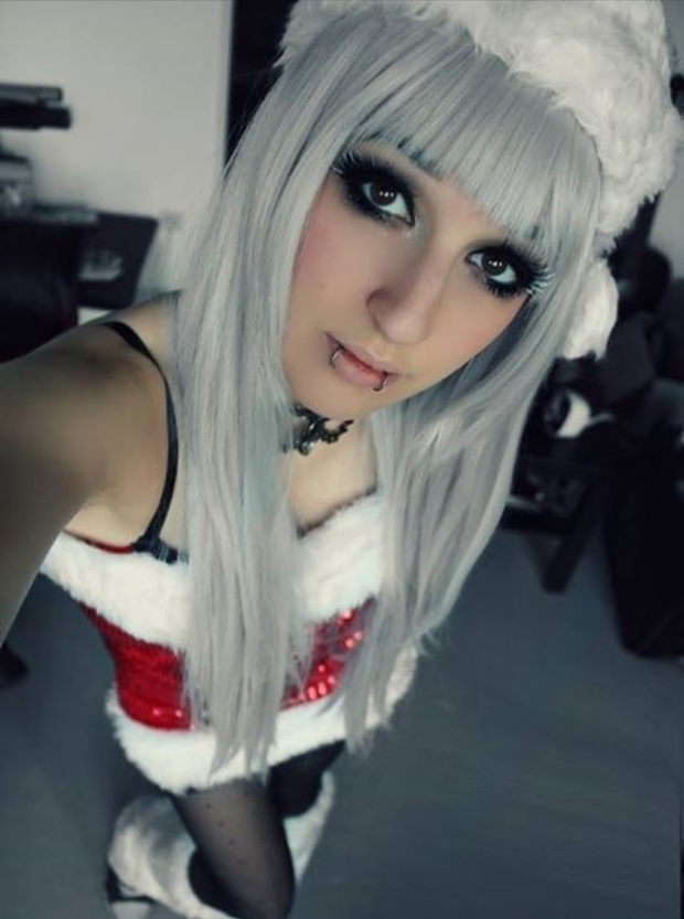 Hat over bangs - Vivi Bunnycore