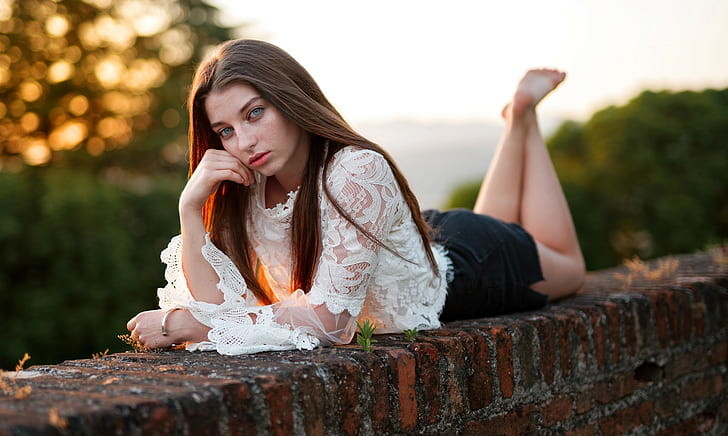 The pose
