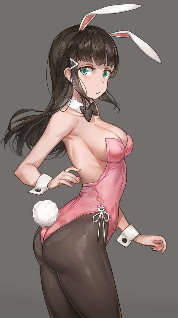 bunny side boobs