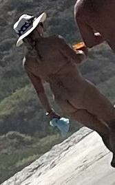 Fine asses out and about