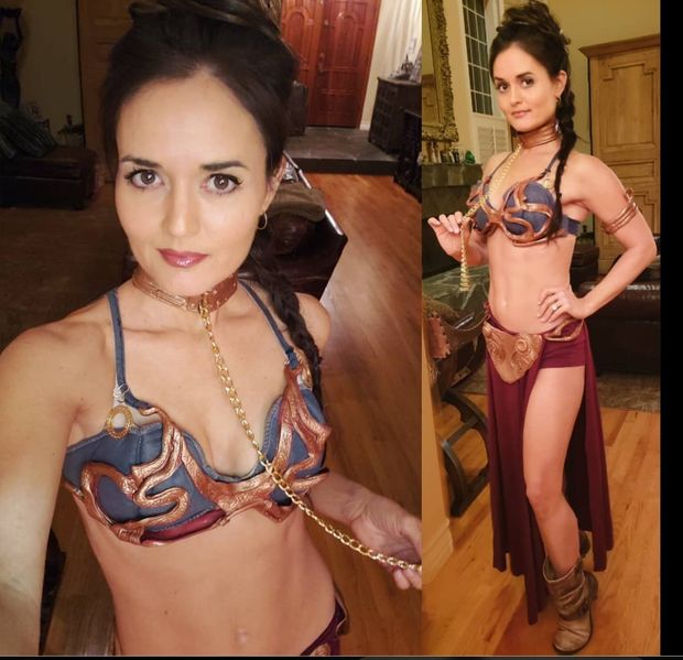 Danica Mckellar made a cosplay of Princess Leia. She looks so sexy