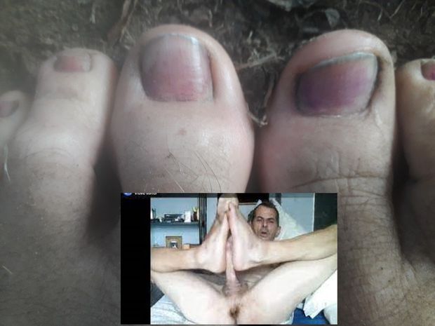 mes orteils crade qui branle ma queue ongles sales