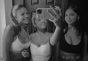 Riley & friend b&w bathroom selfie