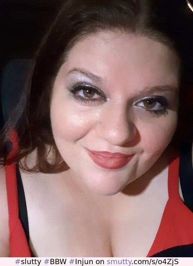 Slutty lil BBW injun sex object takes a seductive selfie