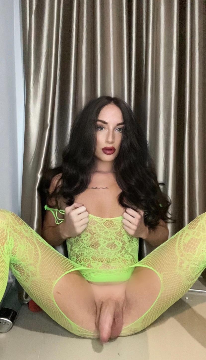 Like to suck me hard