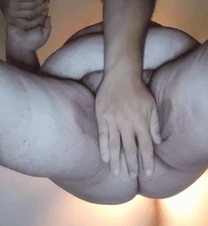 BBW upshot I love rubbing her pussy and belly.
