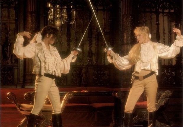 Opening Shot for hot and heavy action