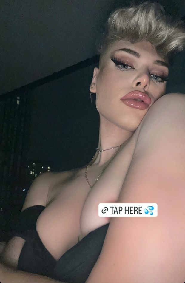 Adorable Fem