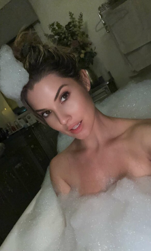 Amanda Cerny (Instagram Model) - Taking A Bubble Bath