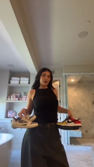 Getting ready with Kylie.