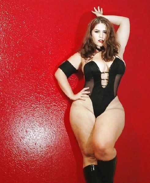 Gorgeus Big Beatiful Latina